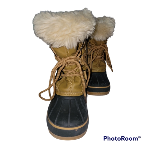 Dream Pairs, kids boots, size 11 - Picture 2 of 7